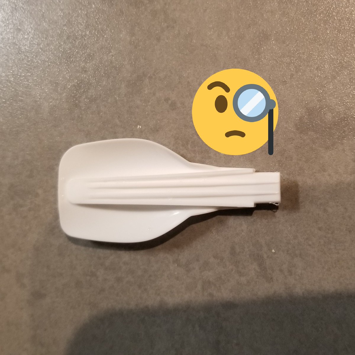 albertart's tweet image. Amazing folding spoon. 🥄 #foldables #thefutureisnow #2020tech