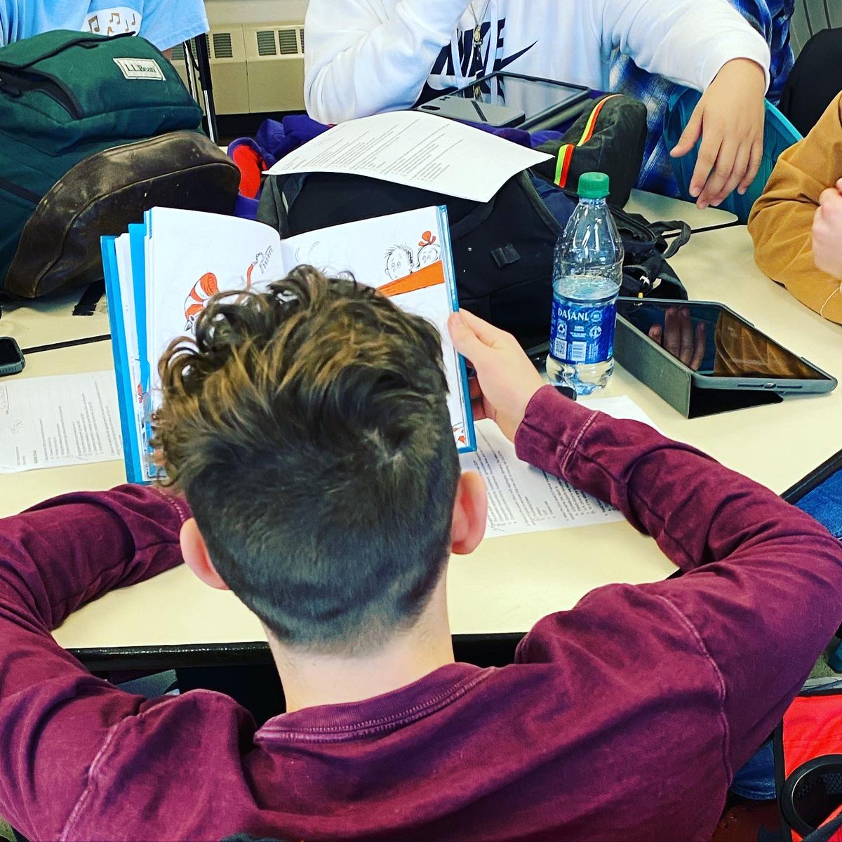 MrsGilbertsonLC's tweet photo. Started our new year by reading Dr. Seuss books searching for economic terms and concepts #lctigerpride https://t.co/w5aCnGQnla