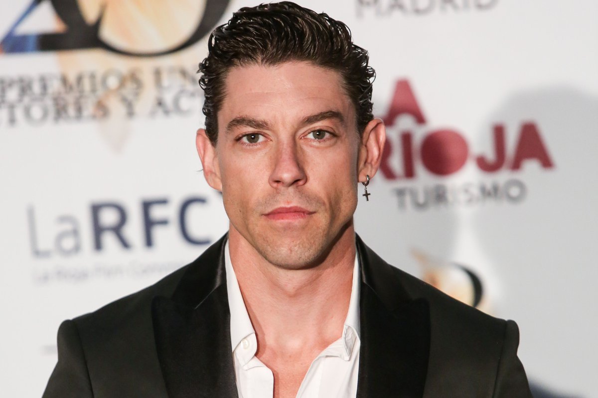 elrioec's tweet photo. #FARÁNDULA: El actor #AdriánLastra se muda a #Miami para participar en "Mira Quién Baila" ►► https://t.co/HCng0DddwV https://t.co/WM8fDgbkpz