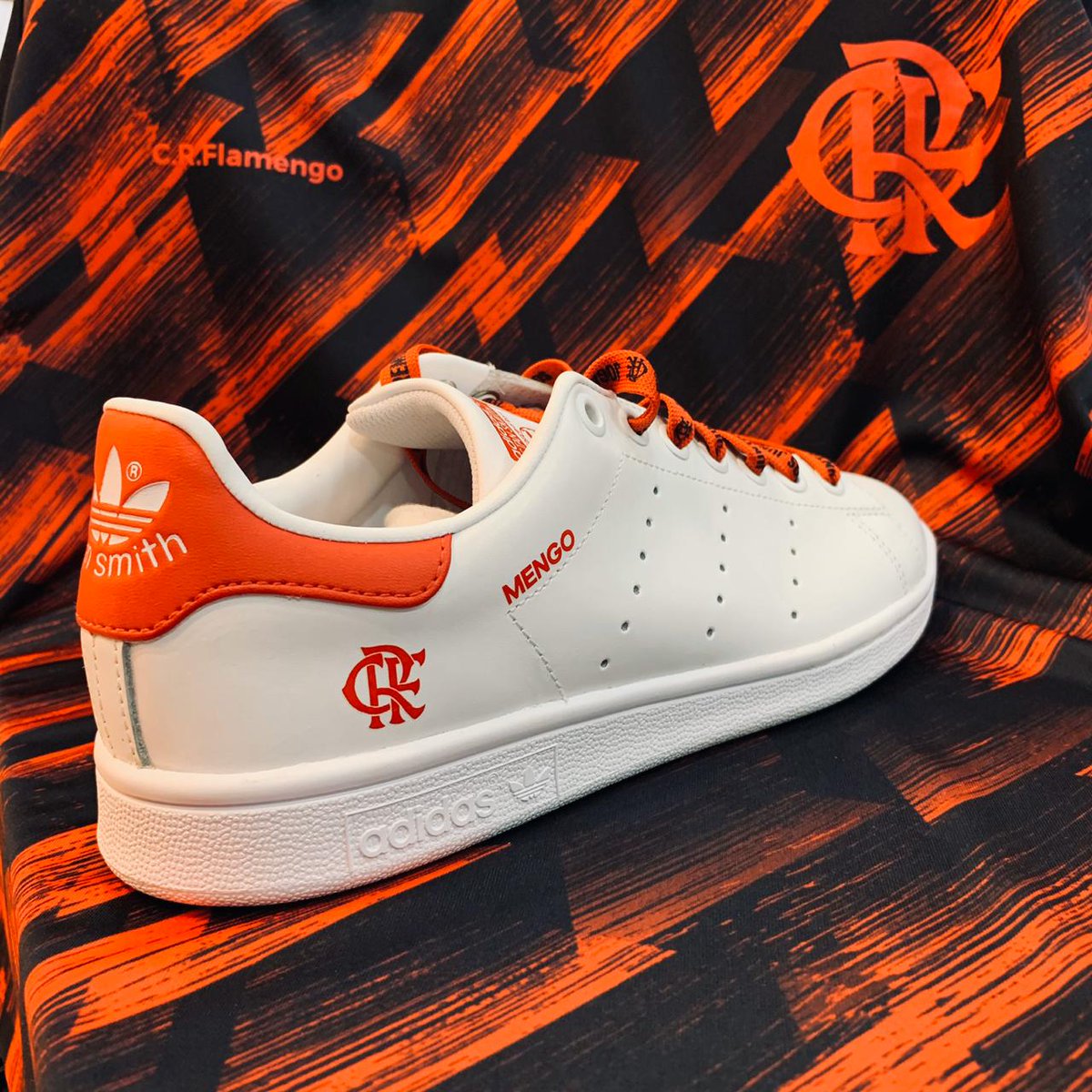 tenis do flamengo adidas