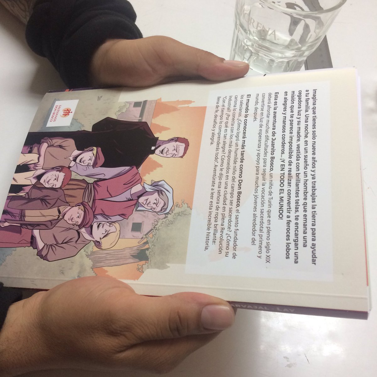 kotecarvajal's tweet photo. Nuevo libro a imprenta! con @ReinaldoLay en lápices y tintas. Diseno a cargo de @VeroRodriguezcl https://t.co/vtYbj5cffT