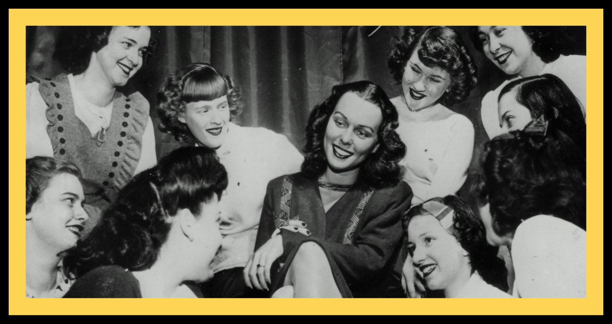MsAUglyDaughter's tweet photo. We know you love getting to see all of your friends again after the holiday break, we think a great place to gather is at Miss America's Ugly Daughter...thoughts? https://t.co/BhiFcWrMhG