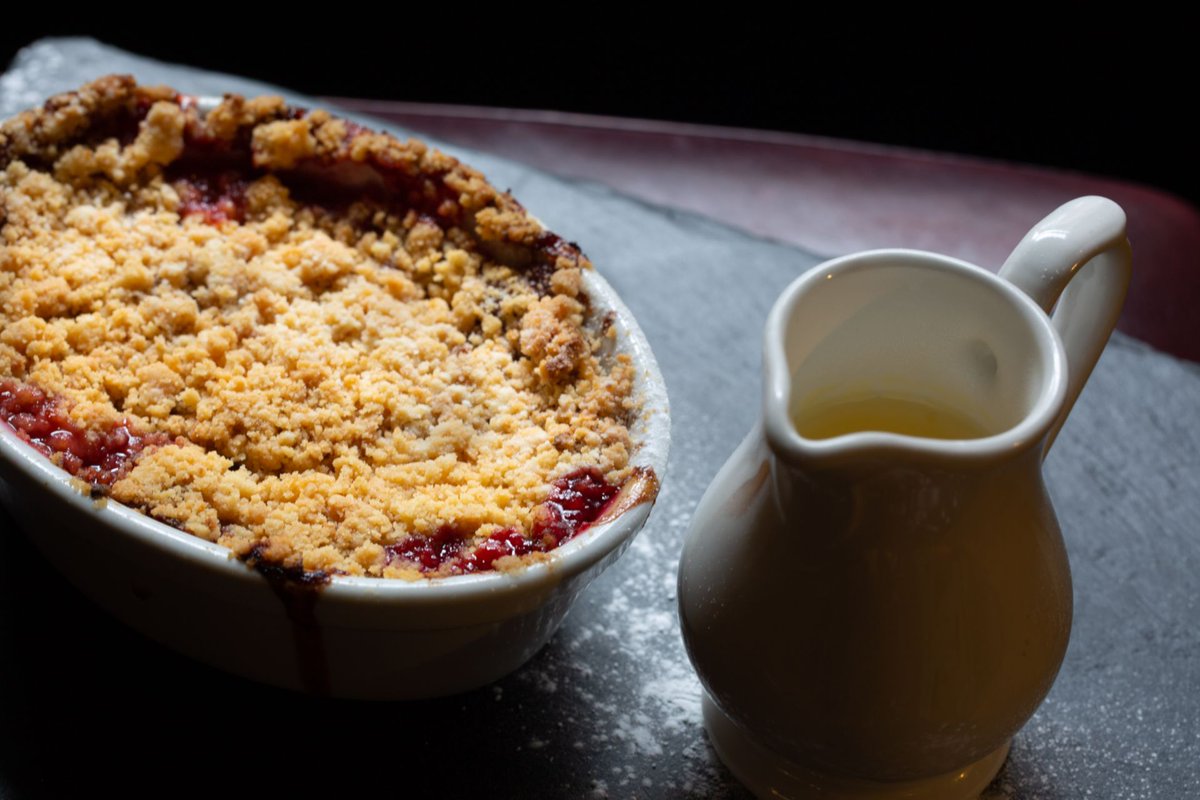 NewInnHurst's tweet photo. Nothing takes the chill out of winter evenings like a crumble with thick homemade vanilla custard.
https://t.co/Td88dZuqcz
#thenewinnhurst #sussexpub #foodhug #foodie https://t.co/vhOU1x0kls