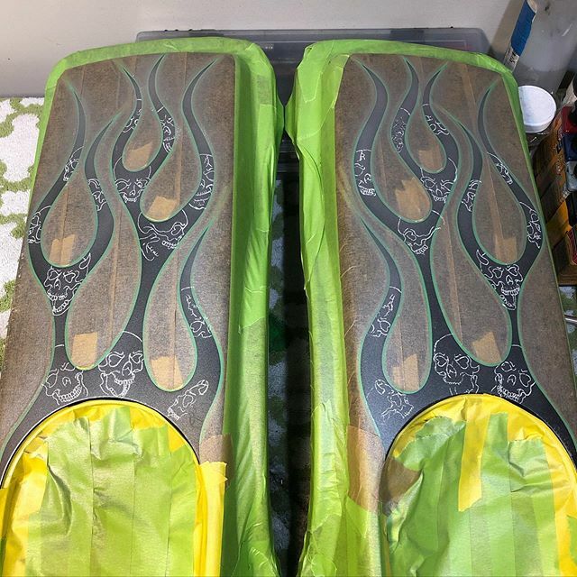 madkustoms13's tweet photo. 13 hand drawn skull for the 13 lost souls that ride in formation behind him. Now to airbrush them to life...
.
.
.

#madartistry 
#alphanamel
#harleydavidson 
#harleybagger 
#baggernation 
#ppg
#hotrods
#kustoms
#nolifelikethelowlife 
#airbrushartist 
#airbrushing
#pinstripe… https://t.co/wazMRbrjWh