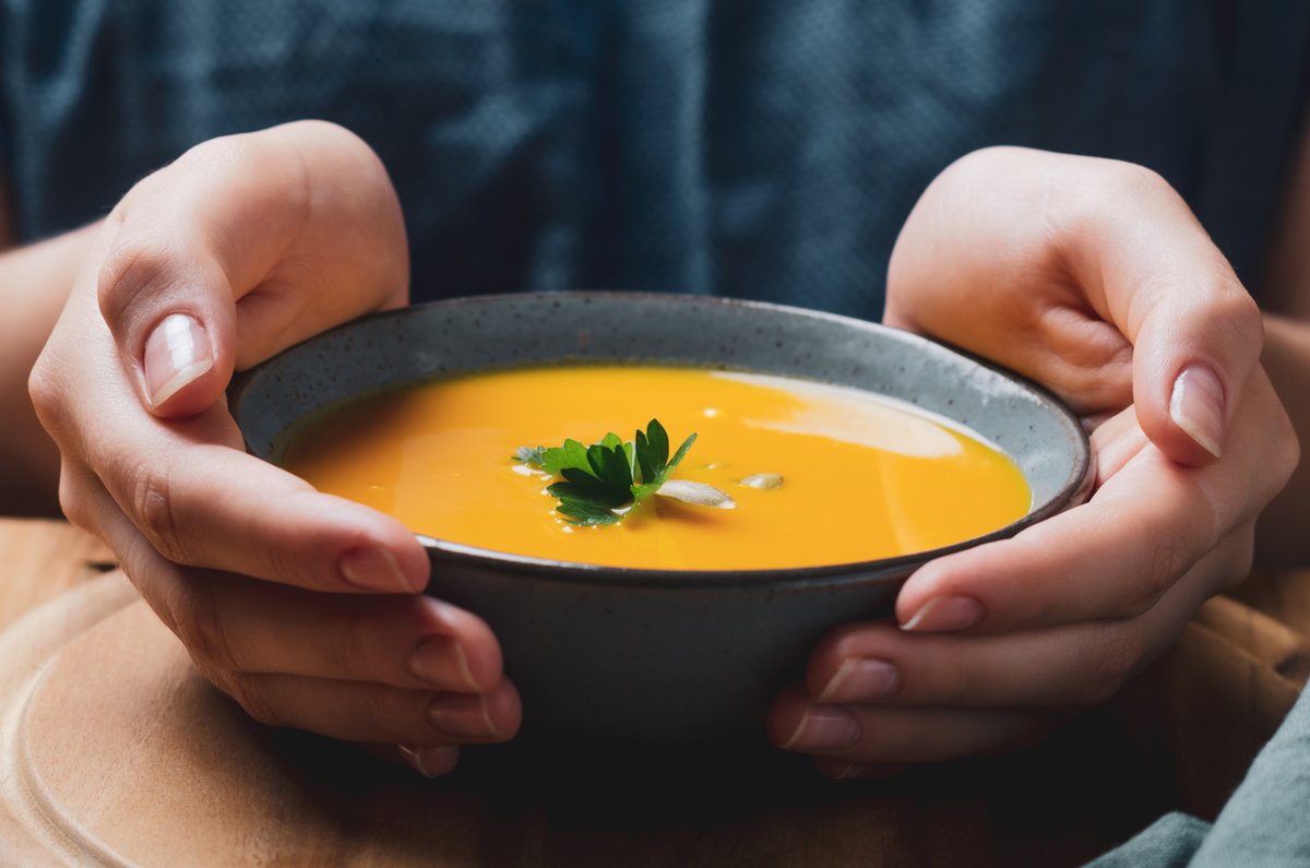 BluhawkKC's tweet photo. January is #NationalSoupMonth. Warm up and explore nine different kinds of soups offered at Panera Bread - coming soon to Bluhawk! 😊 https://t.co/vKAeWliWtT https://t.co/4h0566setn