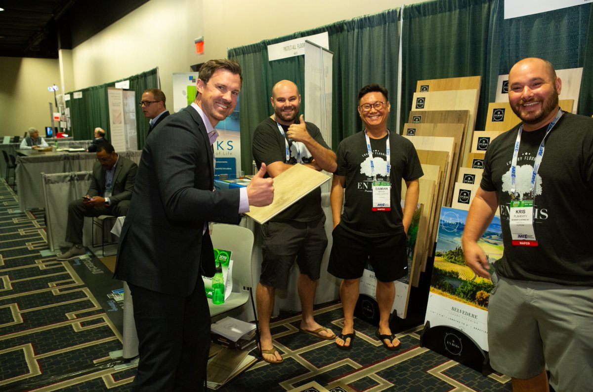 Reflecting on last year's accomplishments? Relive #DC2019 and browse the event photos: distributorconvention.org/Photos