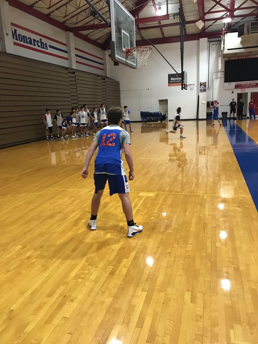 coach_grose's tweet photo. A little Matball completion today with the White team winning in extra innings! #hoops #fate https://t.co/rouga8mYLm