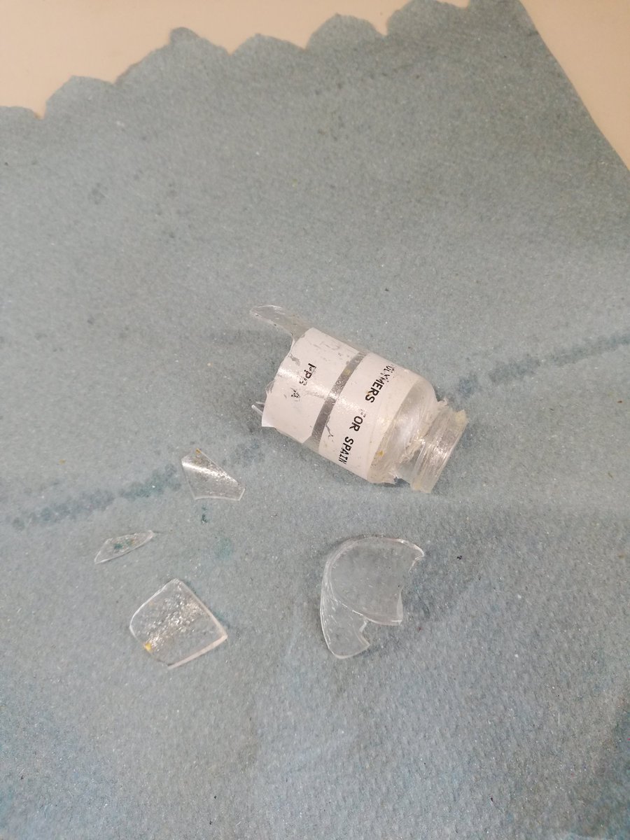 AnnaMroz8's tweet photo. Good start to the new year when one of your vials smashed in transit and the polymer has spilt and glued together the 20 remaining vials 🙄 #phdlife #AcademicChatter https://t.co/BG0jIrqccd