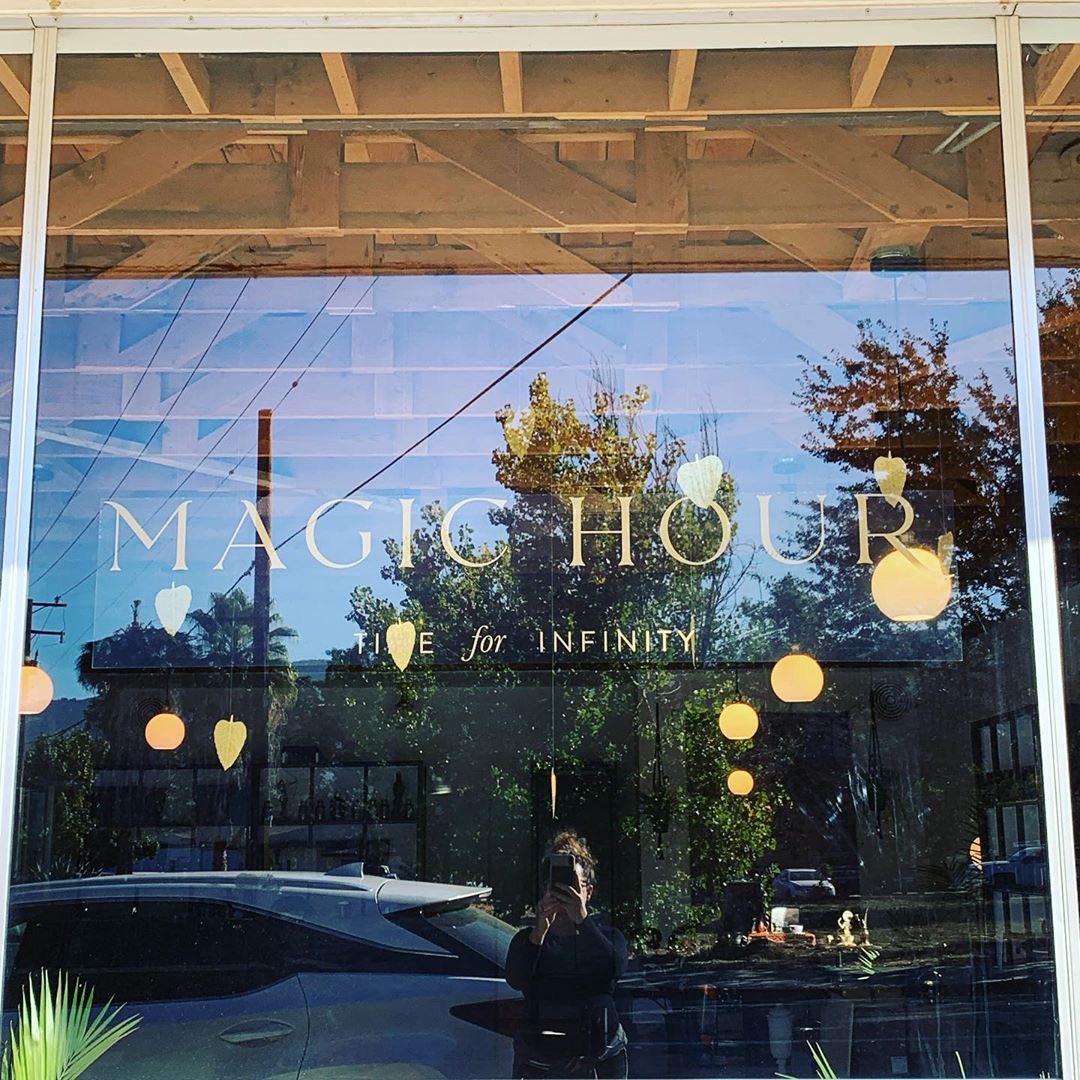 signsdotcom's tweet photo. We love and support small businesses ๐ thanks to @Mistressoftea for the pics!
#Signsdotcom #clearwindowdecal #smallbusiness https://t.co/kPyM9inSDq