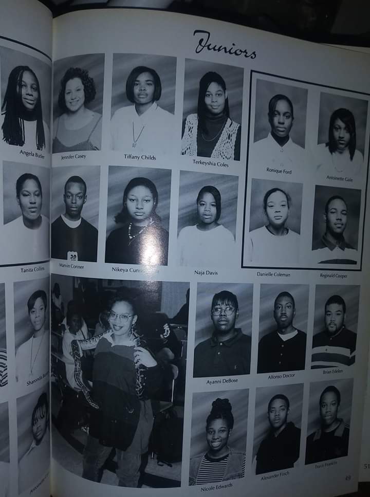 PoeticSoultry1's tweet photo. Miss those McKinley Tech days! #Classof1997 #Techite https://t.co/7Lht7pjlZX