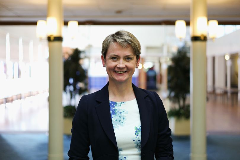 MirrorPolitics's tweet photo. Yvette Cooper backs off Labour leadership run amid belief she wouldn’t get votes
https://t.co/6CxPPzThN1 https://t.co/dFKat4gKyY