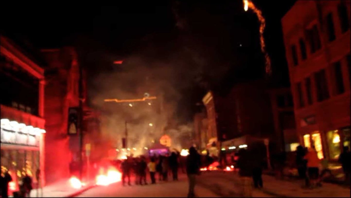 MIKL0SS's tweet photo. So my hometown had a fireworks display to bring in the new year... https://t.co/mZASZqcGFb