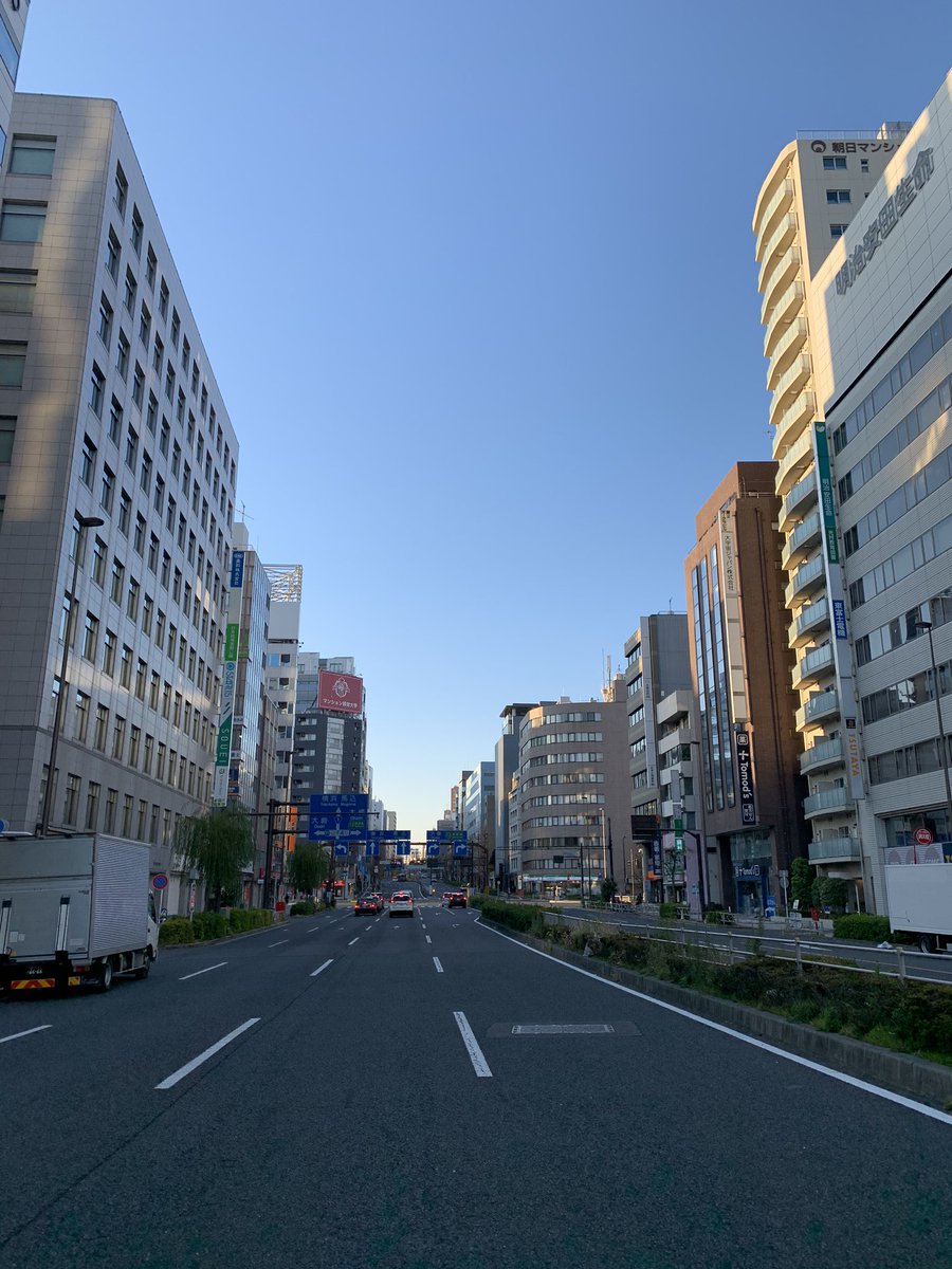 Naturalgiftmana's tweet photo. おはようございます😆
本日の五反田も綺麗な青空と共に涼しい空気です😂⭐️ https://t.co/Lzxz3DrxU5