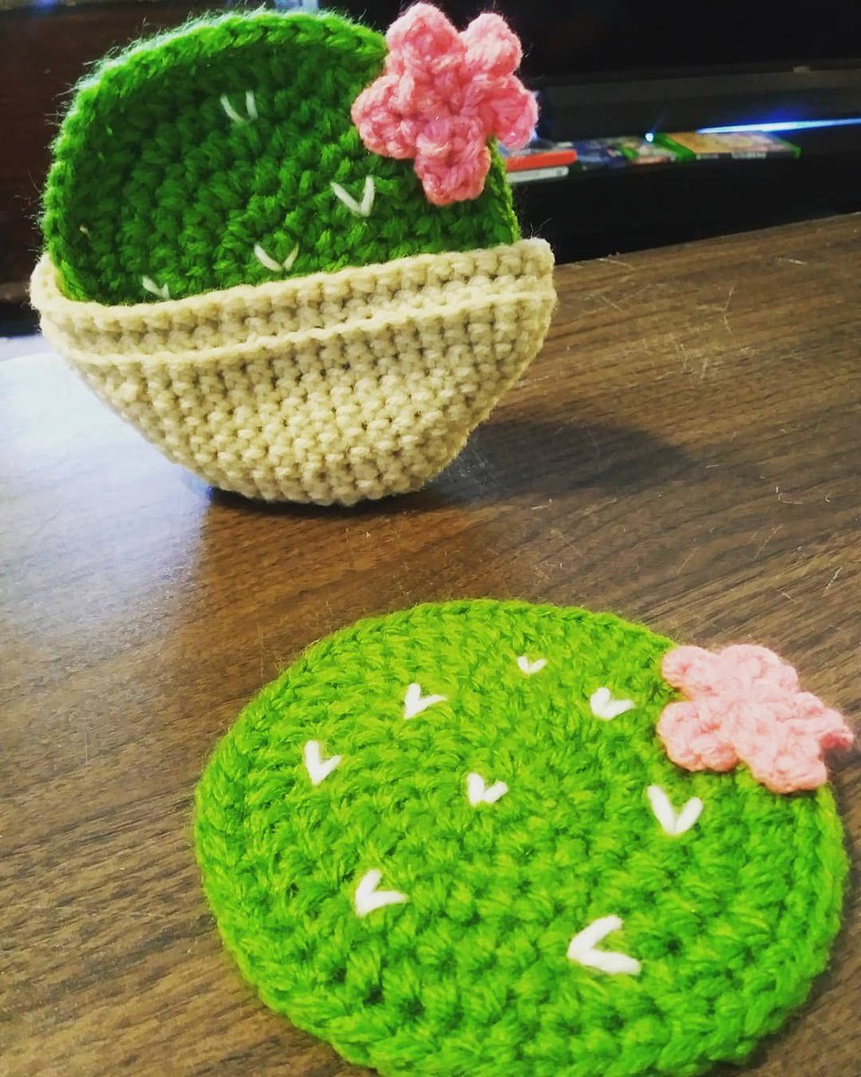 <a href="/SucculentMad/">SucculentMadness</a> #succulent #coaster #handmade #succulents #cactus #cool #messagefordetails
