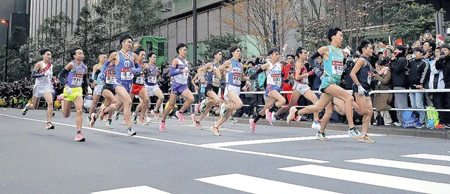 ナイキの厚底ランニングシューズ、駅伝選手の8割が着用する！