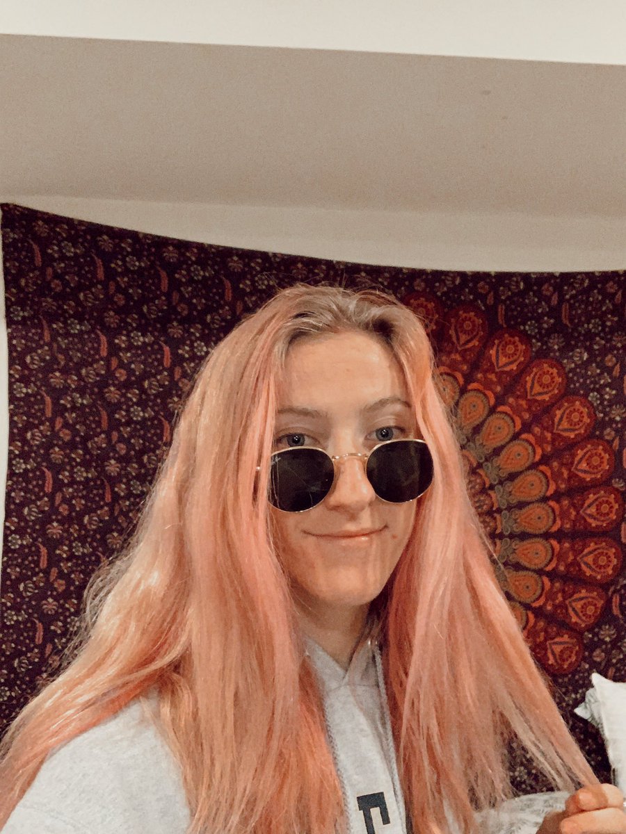 mailleryan1's tweet photo. cant call me a dumb blonde anymore🥴🥴 https://t.co/nP9MoKMMg0