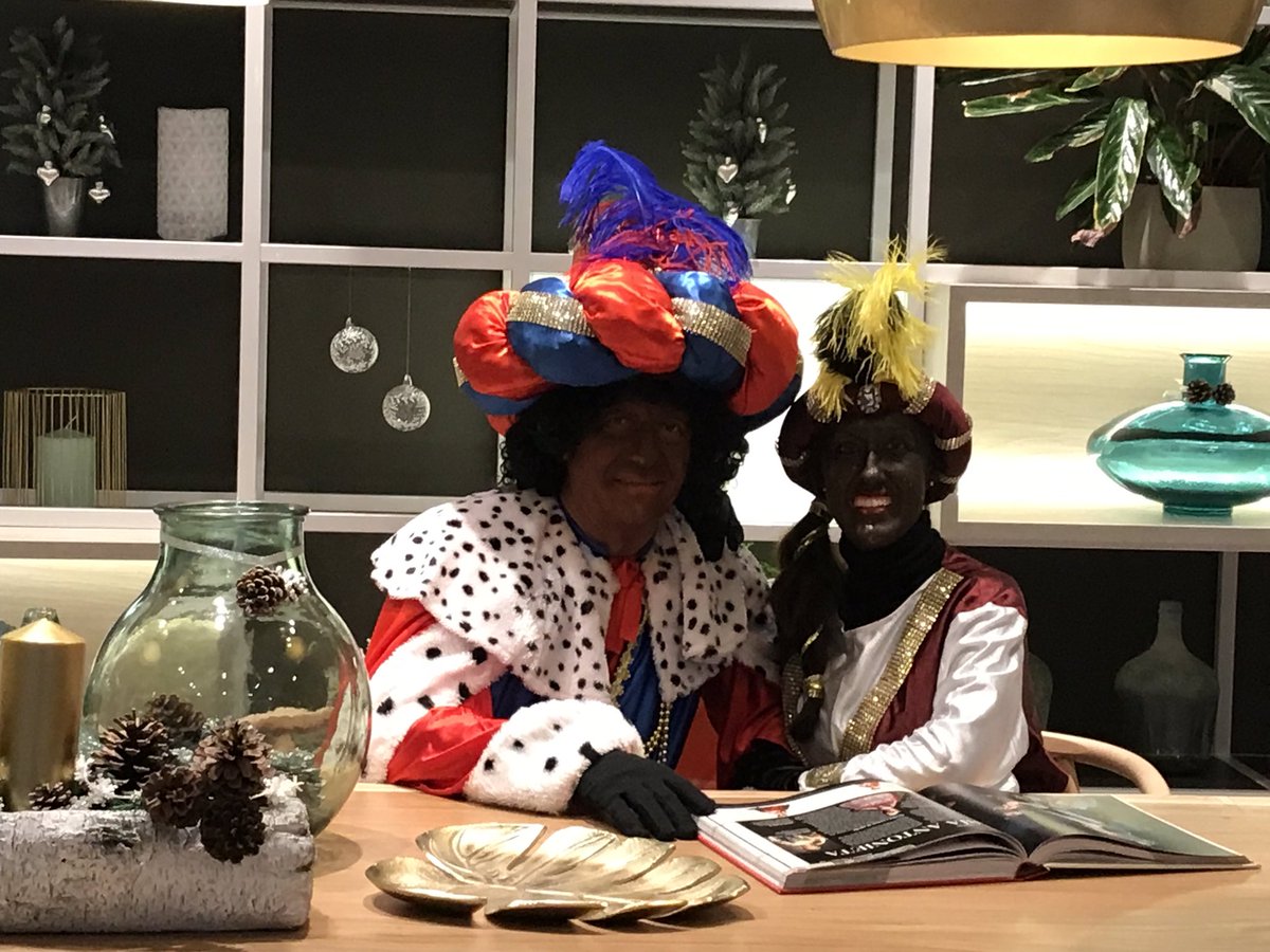 Hotel_Paseo_Mar's tweet photo. Hoy visita muy especial en @TRYP_La_Caleta: los portadores de mucha ilusión... #XmasTRYP @TrypHotels https://t.co/tOOsvvVdGc