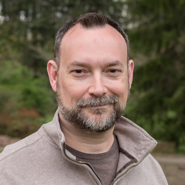 This year's Spring Into Technology will be kicked off with Eric Curts. We are very excited for Eric to be a part of our conference. He is also offering three Google sessions you won't want to miss! Register at esasd.net/sit
<a href="/ericcurts/">Eric Curts</a>   ControlAltAchieve.com