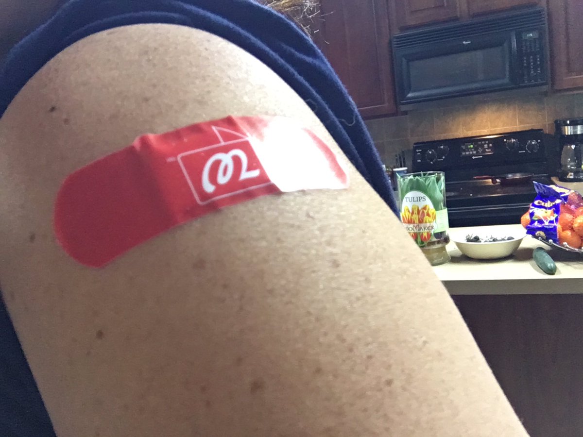 MicheleHelmink's tweet photo. There! Done. Now hopefully my parents will stop harassing me about it!! #Flushot #Flu2019 https://t.co/U75pdrmZ1m