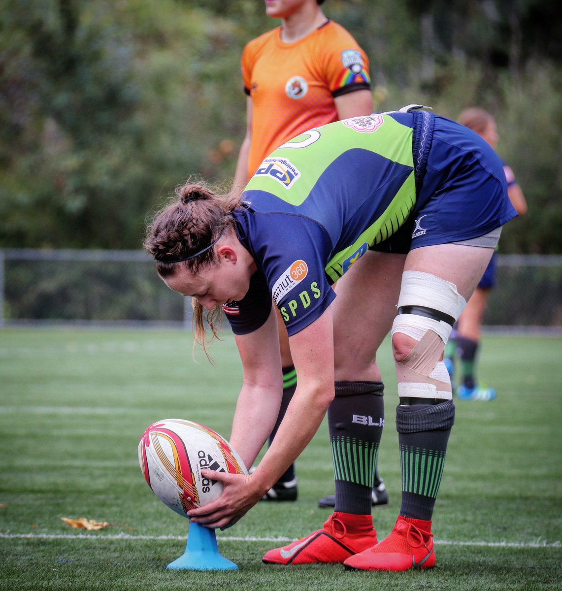 MacKinnonCarly's tweet photo. Teeing up for my toughest year yet.
Thankful for all my support systems for getting me through 2019 and that are still there for 2020. #MacKinnonStrong #FuckCancer
📸 @Lauren_Barber40 https://t.co/ncOzu8sM7i
