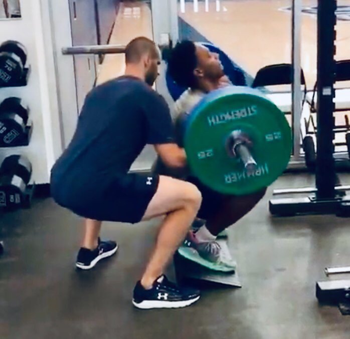 BeEliteDaily's tweet photo. Good article by @CoachAlanBishop about value of Cyclist Squats in your Training Program #squats #training #depth 

https://t.co/69jyULxgWi https://t.co/bORgN5F1Tg
