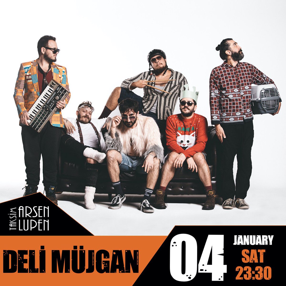 Yeni yılın ilk konseri bu cumartesi İstanbul’un Şanzelizesi Beyoğlu’nda. <a href="/ArsenlupenT/">Arsenlupen Taksim</a> Sahnesine bekleriz...