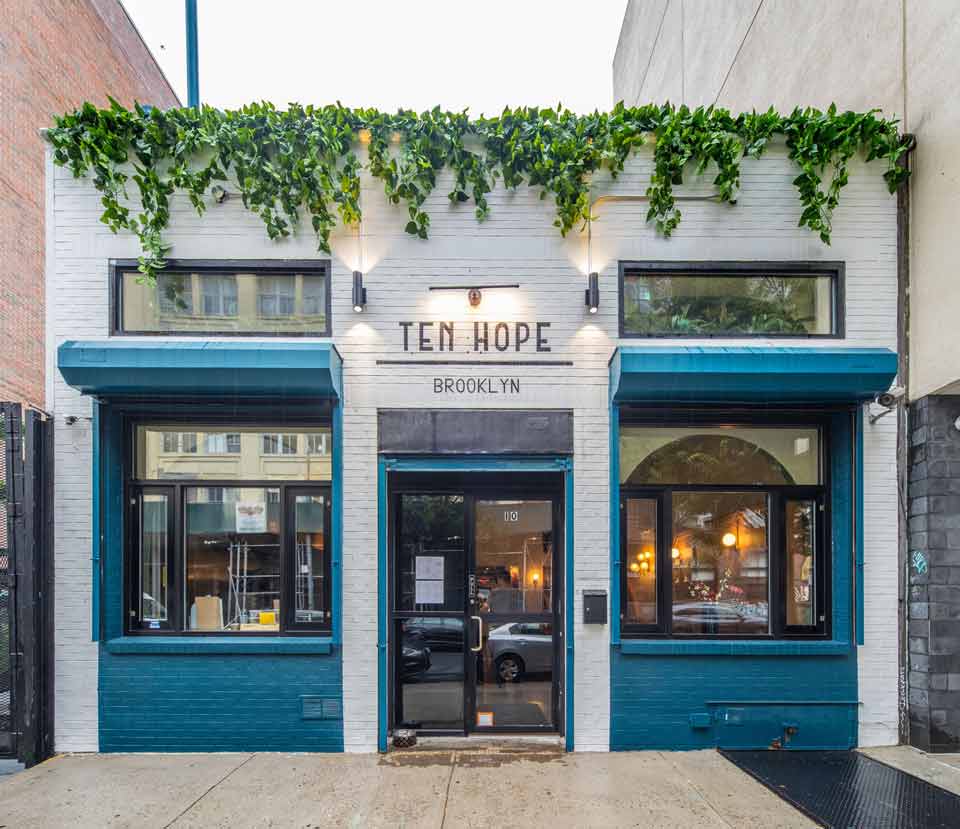 NYC_Array's tweet image. The Tenhope luxuryrentalsnewyork.com/williamsburg/t…