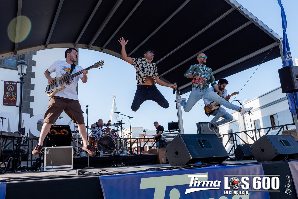 raycotacoronte's tweet photo. Concierto Fin de Año de Día en Moya @los600oficial 

#concierto #findeañodedía #navidad #moya #grancanaria #laspalmas #islasacanarias #canariasviva #music #musica #concert #rock #live #photography #fotografia #festival #show #livemusic #fiesta #eventos #foto #band #musicaenvivo https://t.co/Lbs0ozdfWu