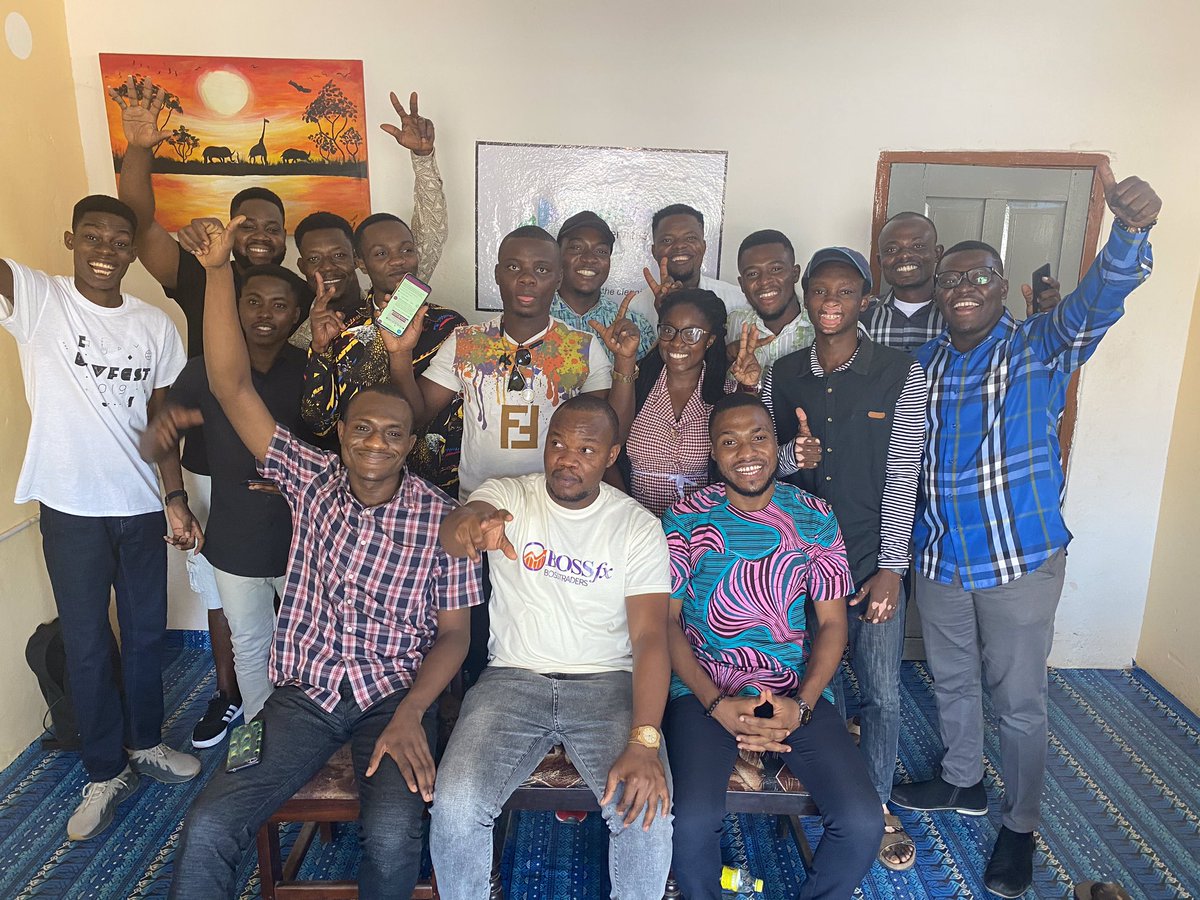 GodsloveADY's tweet photo. Thanks to @Initiatehubgh for bringing youths in Hohoe together to share ideas 💡 and collaborate.
#Hohoemeetandgreet #2ndjan #InnovationForEveryone #entrepreneurs #tech https://t.co/VfJbYqI92i
