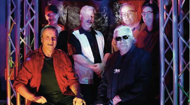 DiamondJoWorth's tweet photo. The Ponzi Scheme Band headlines Big Wheel Bar this weekend. Come sing along to covers from the 60's, 70's and 80's when they take the stage at 8:00pm both nights. #livemusic #DiamondJoWorth #weekendplans #lockemin https://t.co/lpDd2EcEGT
