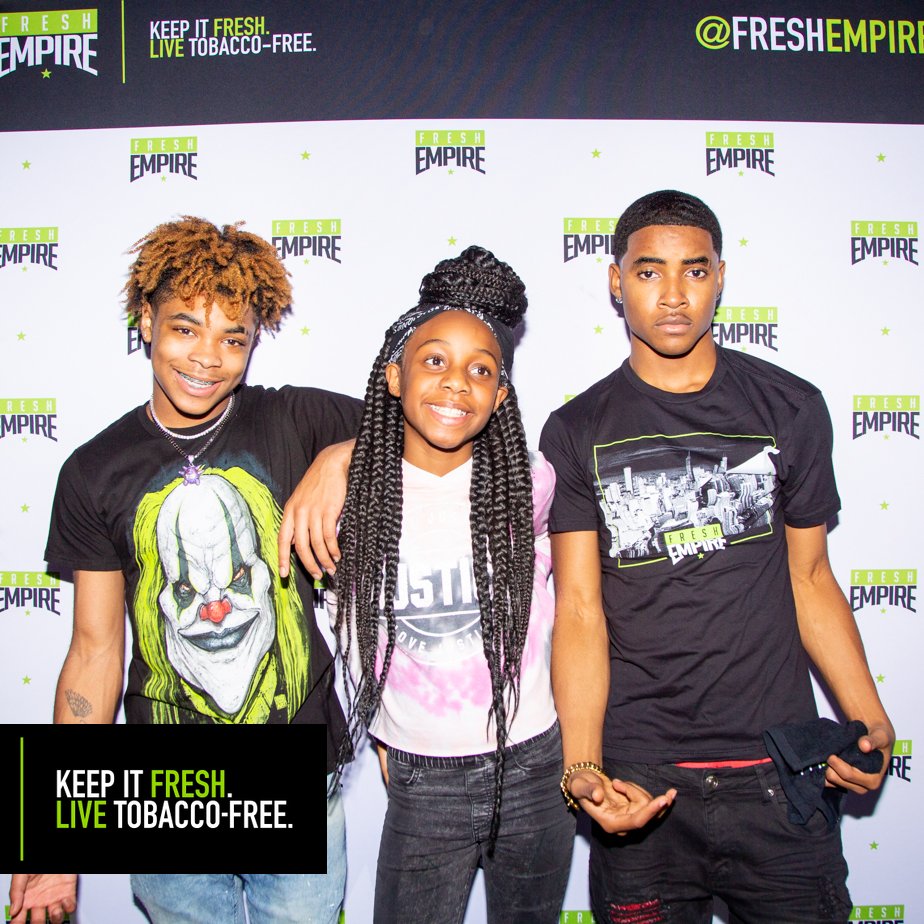 freshempire's tweet photo. It's all smiles at #FreshEvents. 💚 if you're all about that tobacco-free positivity. 💯 https://t.co/WStac7xDam