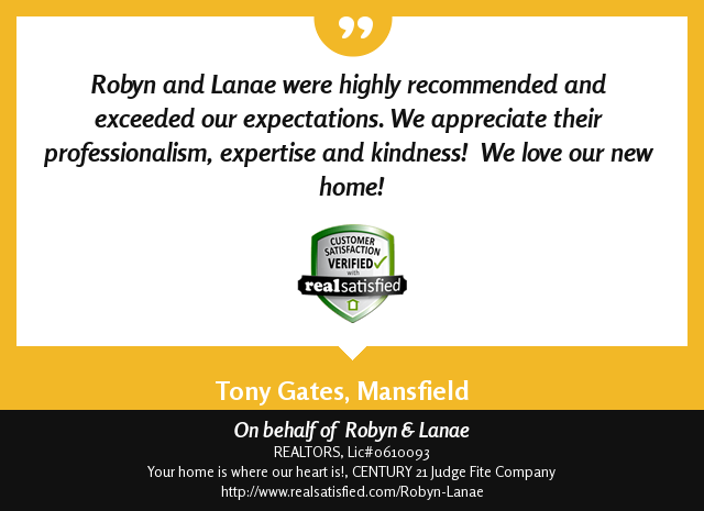 HumblesLanae's tweet photo. How amazing! #RobynandLanae  https://t.co/PYe2VQyD63 via @realsatisfied https://t.co/rJ9wYRSy98
