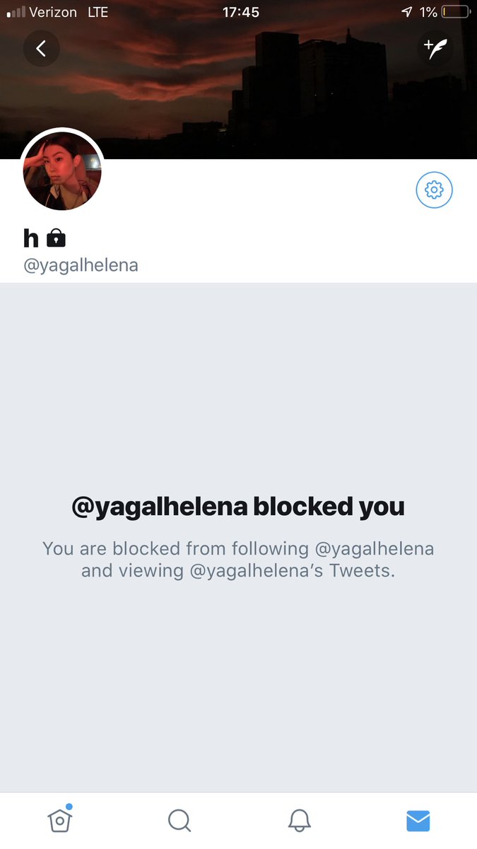 everhsinceny's tweet photo. hey everyone, just lost 195$ trying to buy a harry msg ticket. I am beyond devastated and so mad that i let myself be this naive. I am just warning everyone to not buy from twitter and lose hard earned money 🥺🥺 i got caught up in wanting to see @Harry_Styles https://t.co/K7HJVMsrjN
