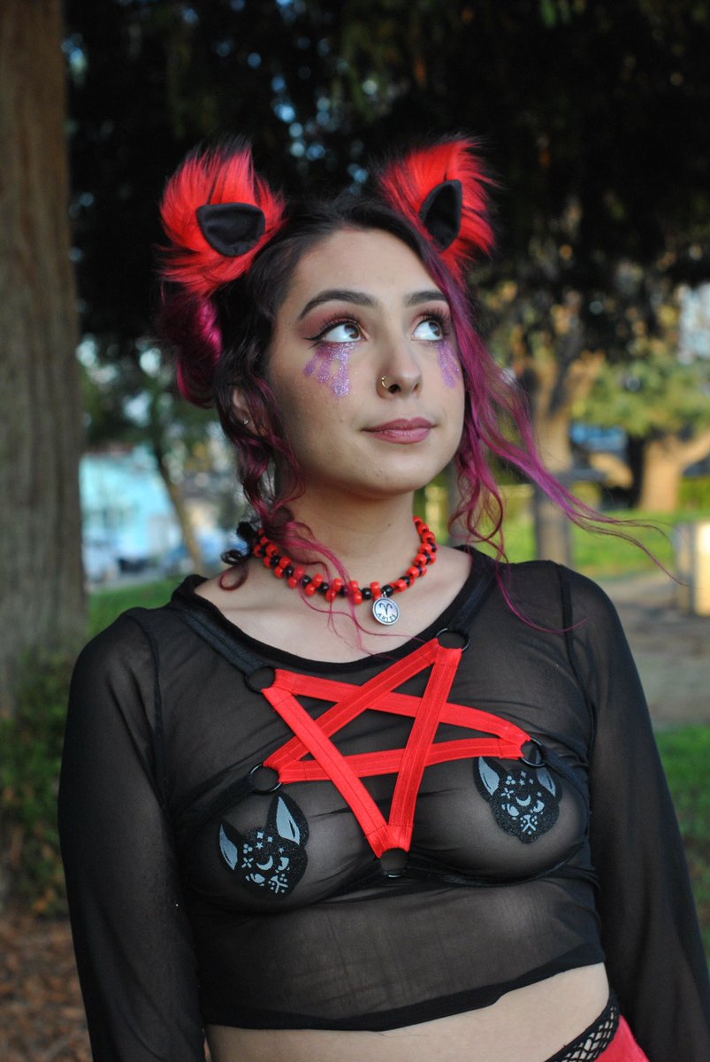 destroydolls's tweet photo. Our Pentagram Harness and Cotton Candy Dreams Harness are on sale now at https://t.co/6LDVR5kU8x ❤️ https://t.co/ysrwwCMPgz