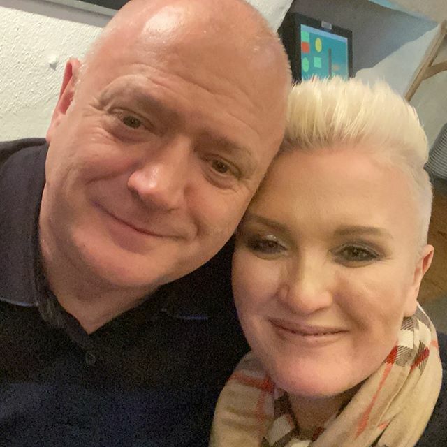 ruthlesswhit's tweet photo. Fabulous birthday 🎂❤️😘🎿🍾🥂 https://t.co/Aoi1ZBhffP https://t.co/WxNzSDcHkI