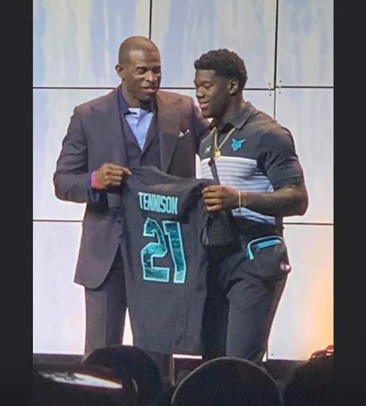 321sportscast's tweet image. Tune in to see @RockFootball1 and future @AuburnFootball @TenBen_3 play in the @UAFootball  game. His team is being coached by @NFL hall of Famer @DeionSanders. The opposing team coached by @TwentyER. The game will be on Espn2 kickoff is 6pm. #Rep321 #espn2 #brevardcounty
