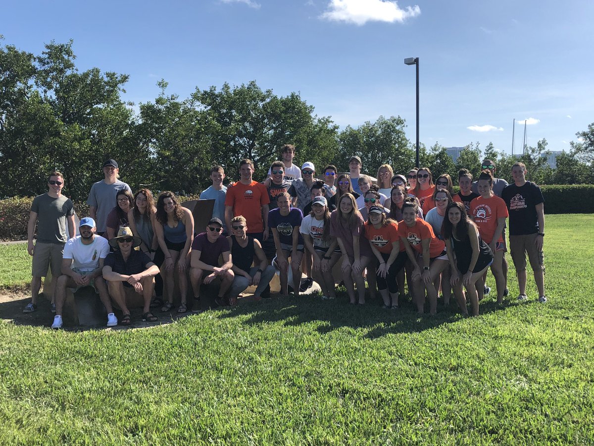 ONUSwimandDive's tweet photo. First workout down at FIU in Miami, Florida this morning! Let training trip 2020 begin! 💪🏼☀️ https://t.co/kLmUew7X82