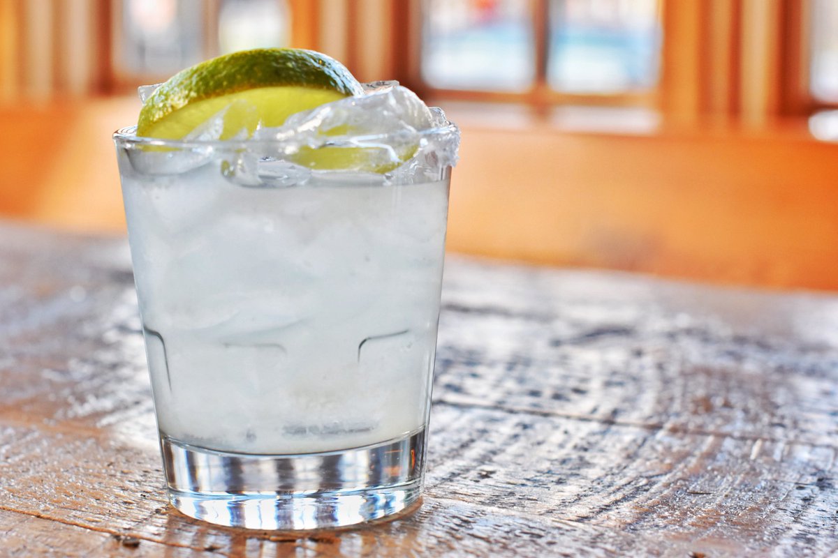 Olmeca Altos Plata | Fresh Lime | Agave | Triple Sec 

Happy Hour 4-7pm Monday-Fri