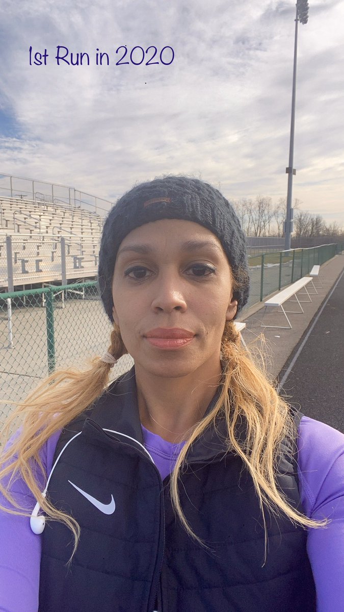 Thirty1Journeys's tweet photo. Felt good to run outside! 👟🏃🏽‍♀️
#hatethetreadmill https://t.co/JA7eKf5lQL