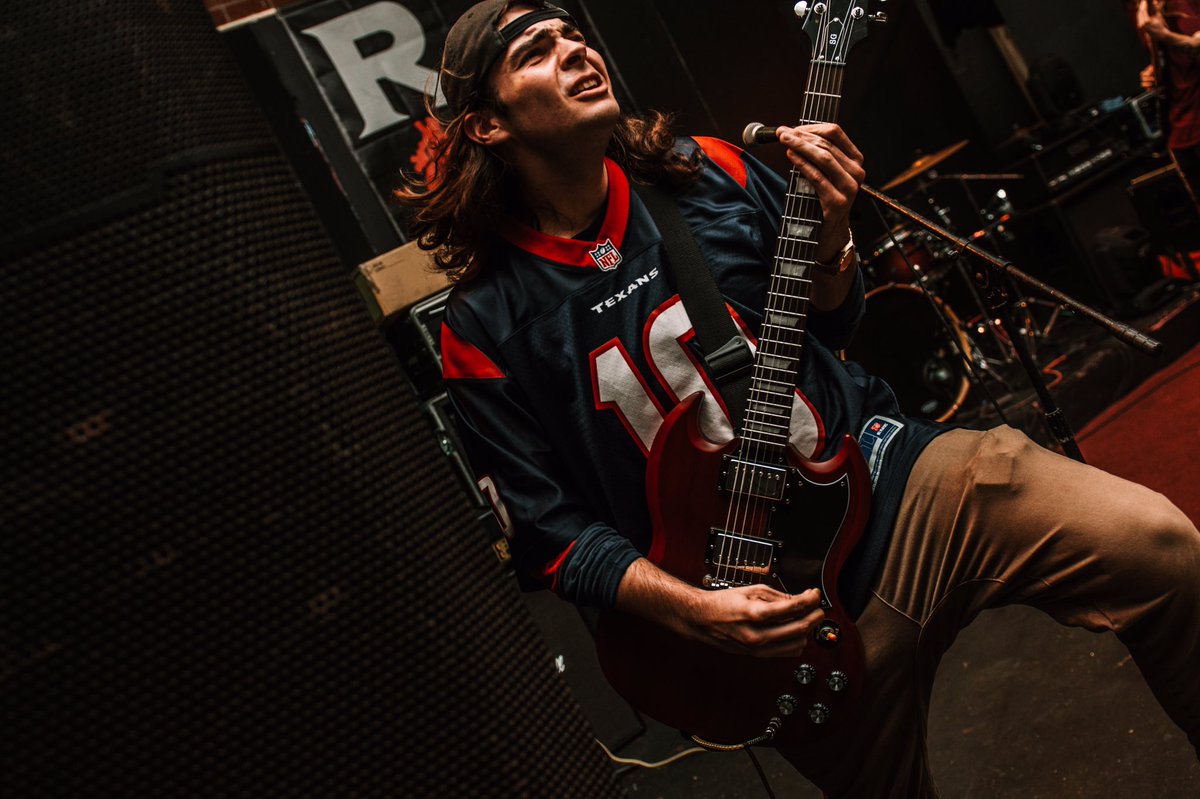 growing_tx's tweet photo. 12-28-19 Rialto Theater in Aransas Pass, TX. Thanks to @RHtx_Official for having us out.  📸: @LuxExposure https://t.co/pFWfuPPfyq