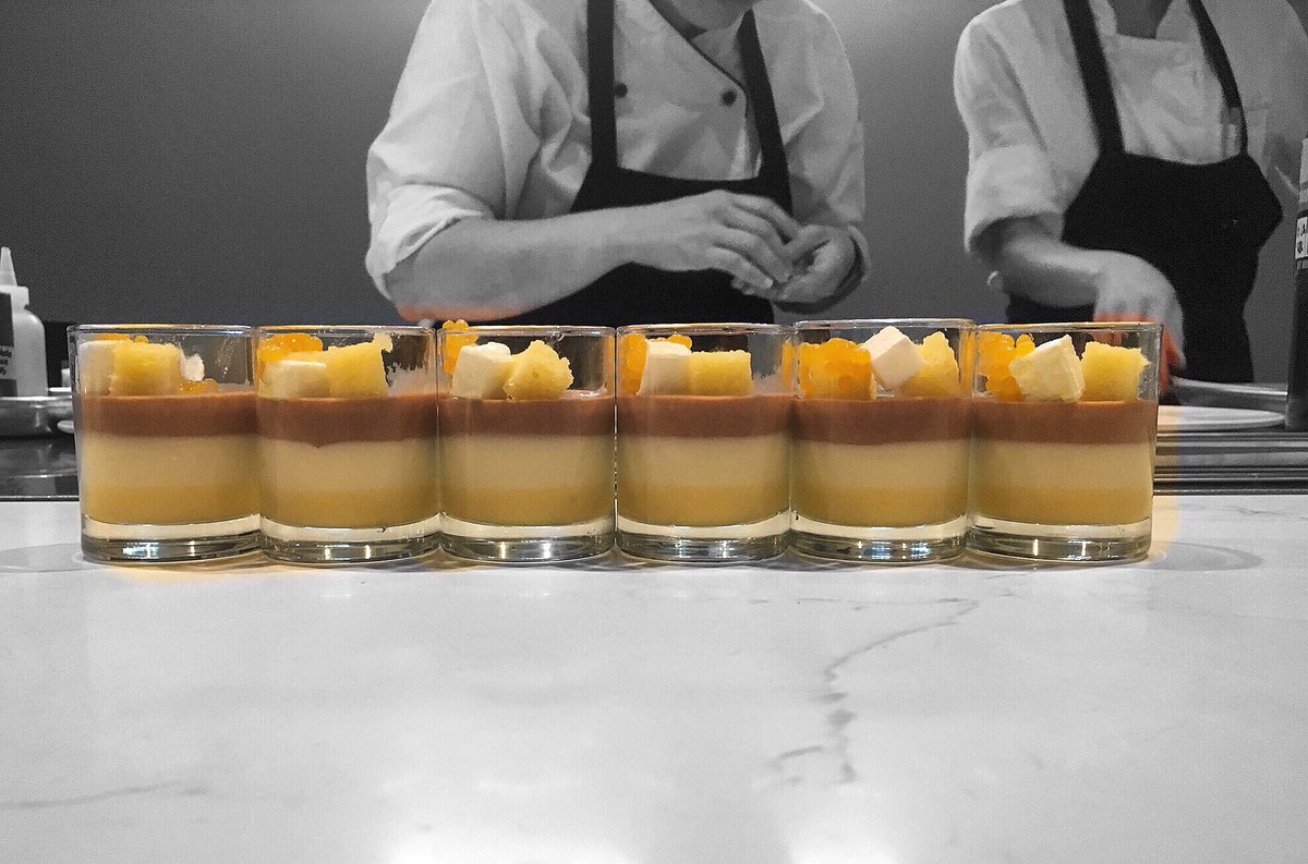 RecolteDessert's tweet photo. Our new year’s resolution: more dessert.

#dessertfirst
#newyearsresolurion https://t.co/RvGZEr5syE