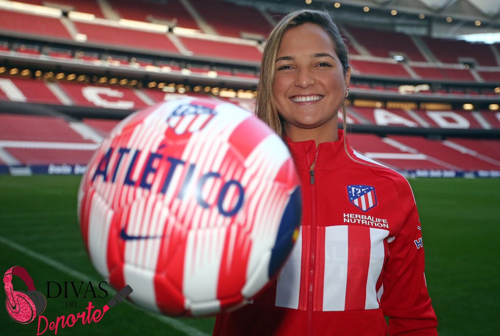 DeportesConFM's tweet photo. ¡DEYNA CASTELLANOS INICIA EL 2020 EN EUROPA #VenEx!
.
La reina del fútbol venezolano tendrá su primera experiencia en el viejo continente, el Atlético De Madrid fichó a la venezolana hasta el 2022. https://t.co/Wprd5p4JW7