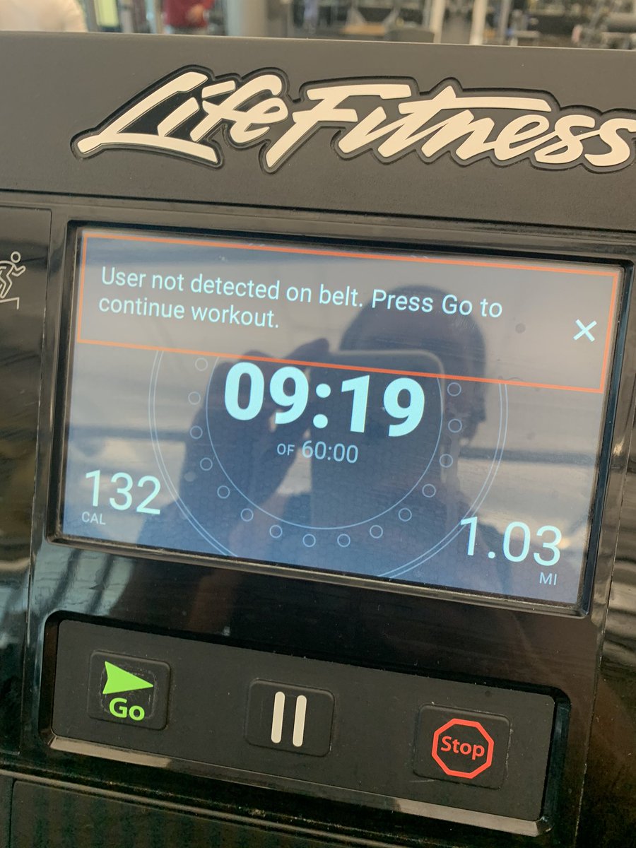 Megkfoxx's tweet photo. Keep on getting this message. Safe to say 2020 is off to a good start, so skinny I’m undetectable ! https://t.co/aYlJo0oQie