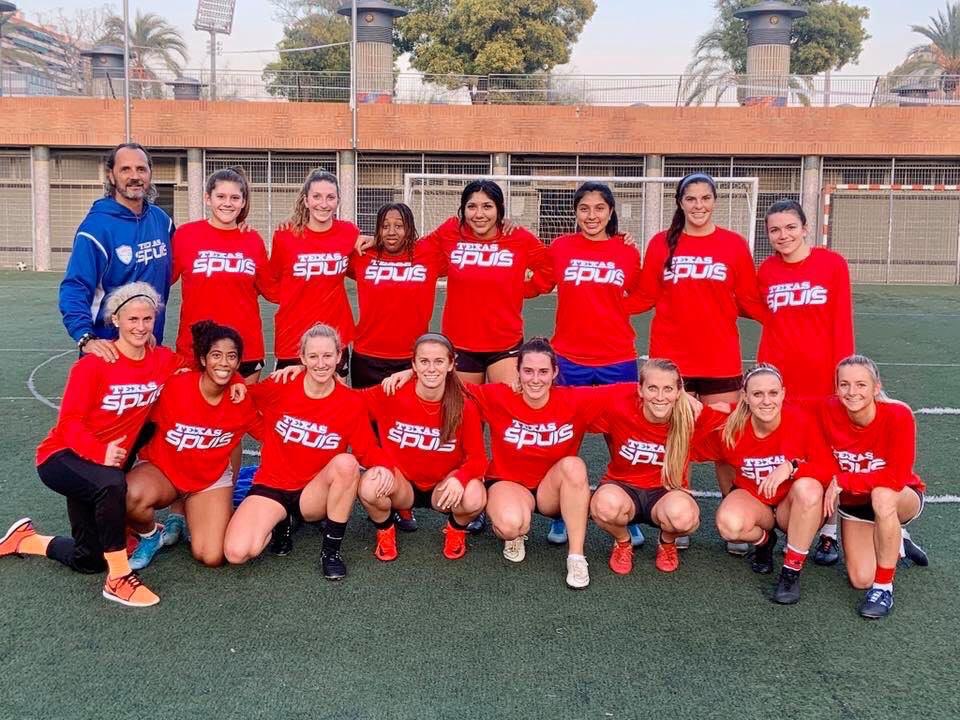 globalsportalen's tweet photo. ⚽️ Tour Texas Spurs FC
Day 1️⃣
Motivation and eagerness to learn. The combination of the success of our girls from @texasspursfc. A pleasure to share with you this tour. Tomorrow you will surely show your talent in your first game against @MislataCFF.
#TexasSpurs
#GSTours https://t.co/1AYPNebr0T