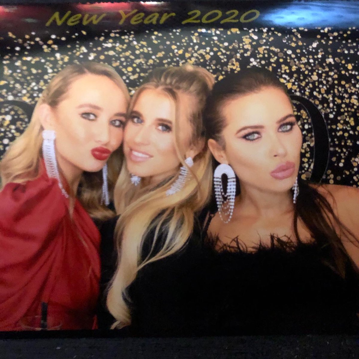FaithGouldson's tweet photo. Had the best NYE 🎉 https://t.co/djzFtzZMku