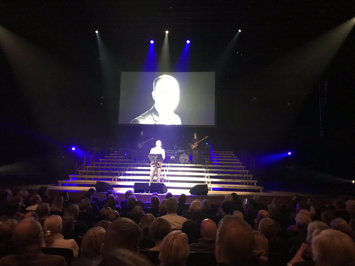 iedjee's tweet image. Mooi debuut burgemeester @phsnijders bij Nieuwjaarsbijeenkomst @Gemeente_Zwolle in @zwolsetheaters