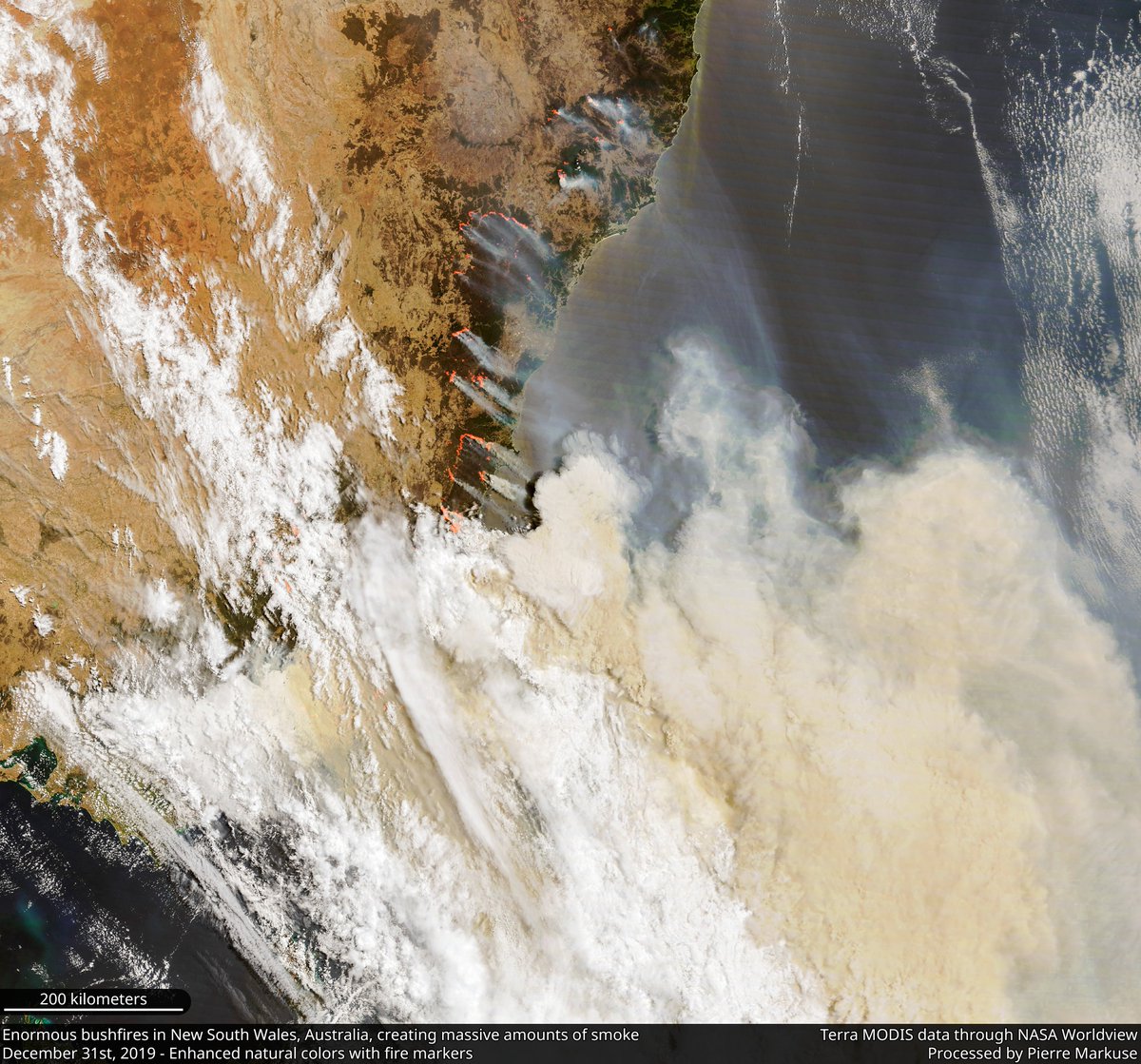 Smoke from NSW bushfires covering large areas. 