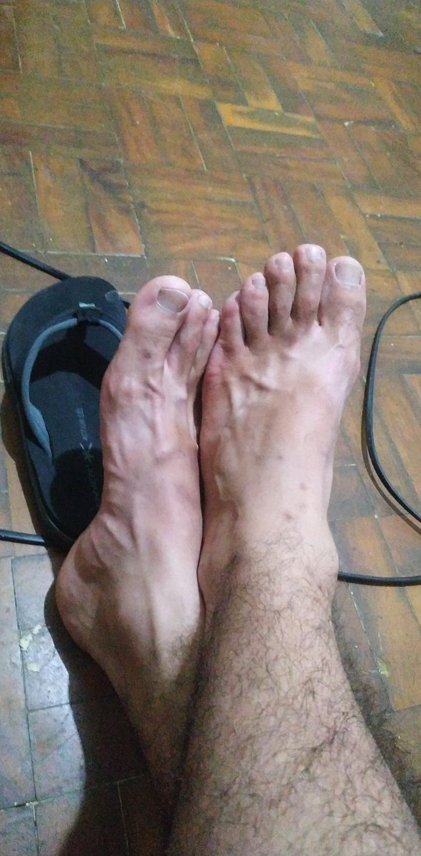 ChulePedreiro's tweet photo. Instagram: dompedreiro 
#findom #findomgod #paypig #moneyslave #cashslave #cashmaster #cashgod
#malefeet #malefoot #foot #malefeetworship #malefootworship #socks #malesockfetish #sockfeet #fetiche #meias #pes #meia #meias #chule #feet #stinky #pedreiro #malefeet #malefoot #foot https://t.co/5a3Bsjs6cX