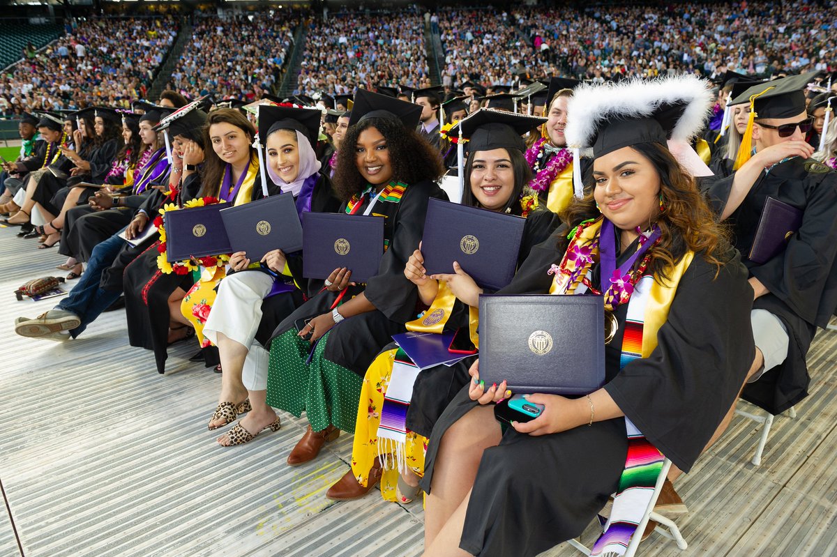 IAS turns 30 in 2020! 7000+ graduates strong, our mission remains the same – providing access to a rigorous liberal arts education! #IAS30years