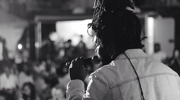 Collection_Moda's tweet photo. #Repost @davyfreshh ⁣
・・・⁣
Could feel the Lightning 🌩 from  @mortimermusic performances #thecollectionmoda @newwaveja  #TBT https://t.co/tmjhEYCCpK
